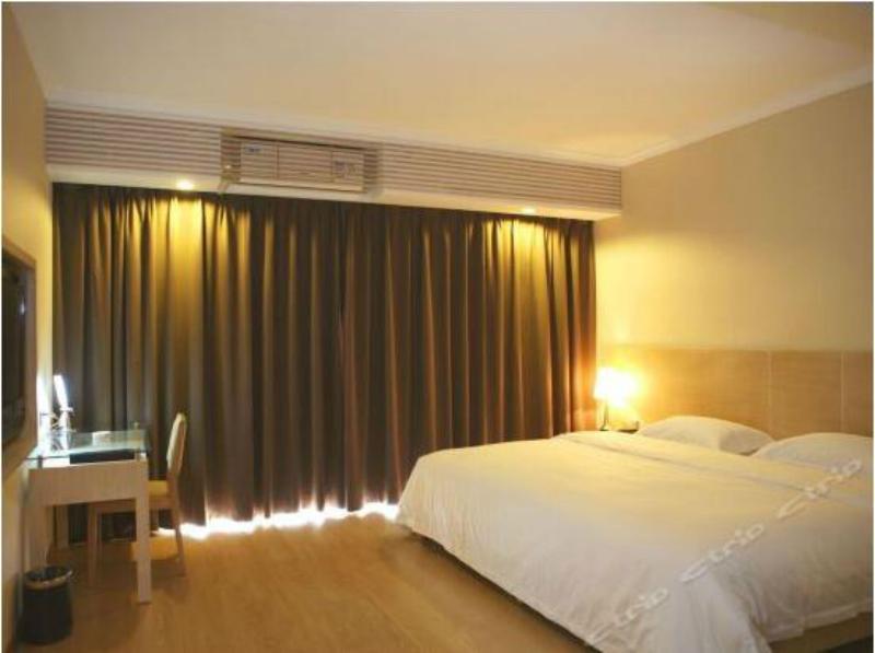 Shenzhen New Year Hotel Экстерьер фото